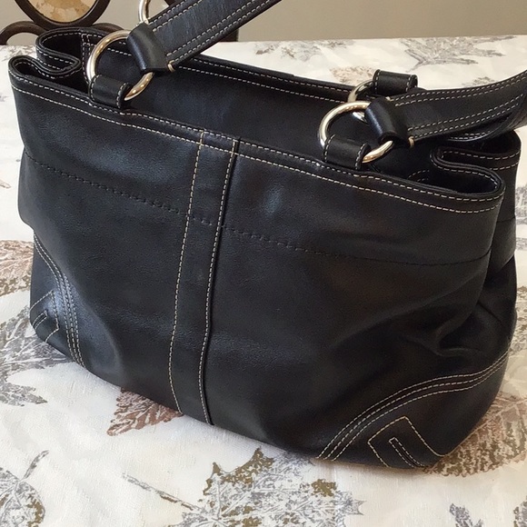 Coach Shoulder Bag Black - Picture 3 of 8